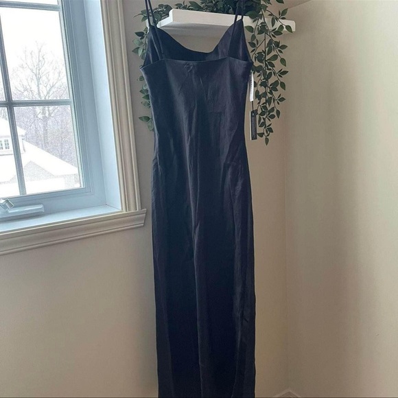 Aritzia Babaton Model Maxi Dress
Size: XXS - Picture 7 of 7